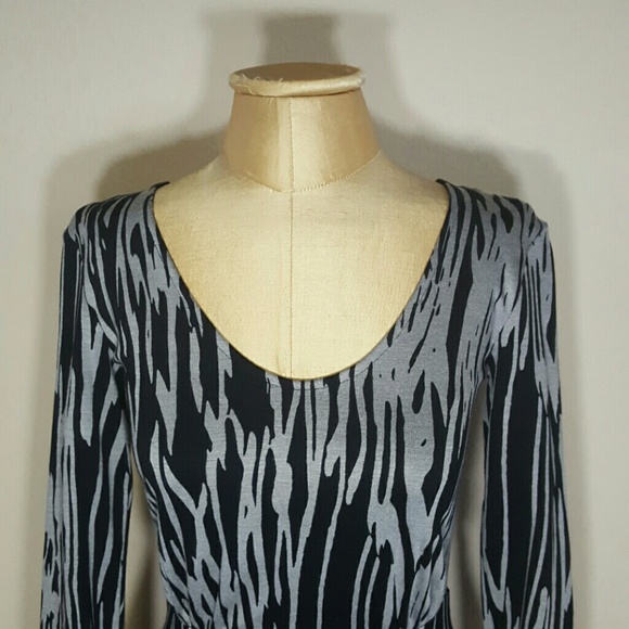 BCBG Black & Grey Zebra Animal Print Bodycon Dress - Picture 2 of 7